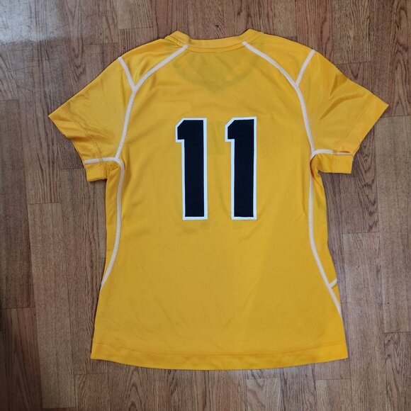 Iowa Hawkeyes Game Worn Soccer Jersey Big 10 Women #11 Sz. L - Picture 3 of 3